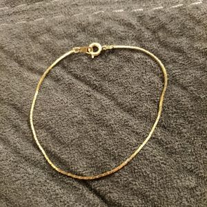 Vintage Basic Gold Bracelet